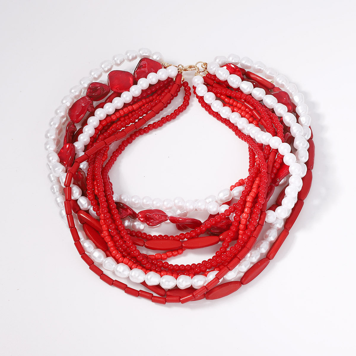 Klasyczny Perłowy Naszyjnik z ponadczasowym urokiem