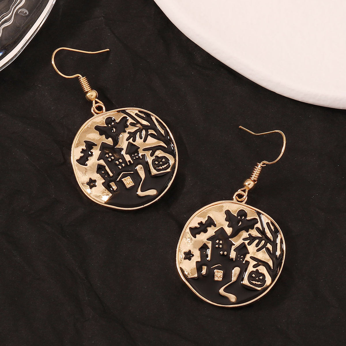 Klasyczny Kolczyk z ponadczasowym urokiem