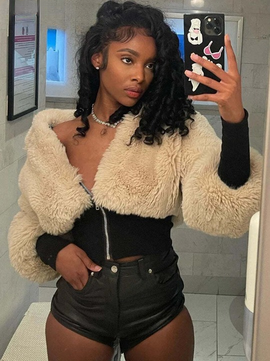 Kurtka w ponadczasowym stylu vintage