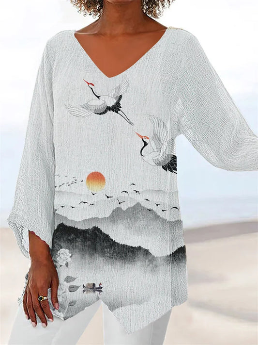 LB | Luźna bluzka z nadrukiem i dekoltem w kształcie litery V