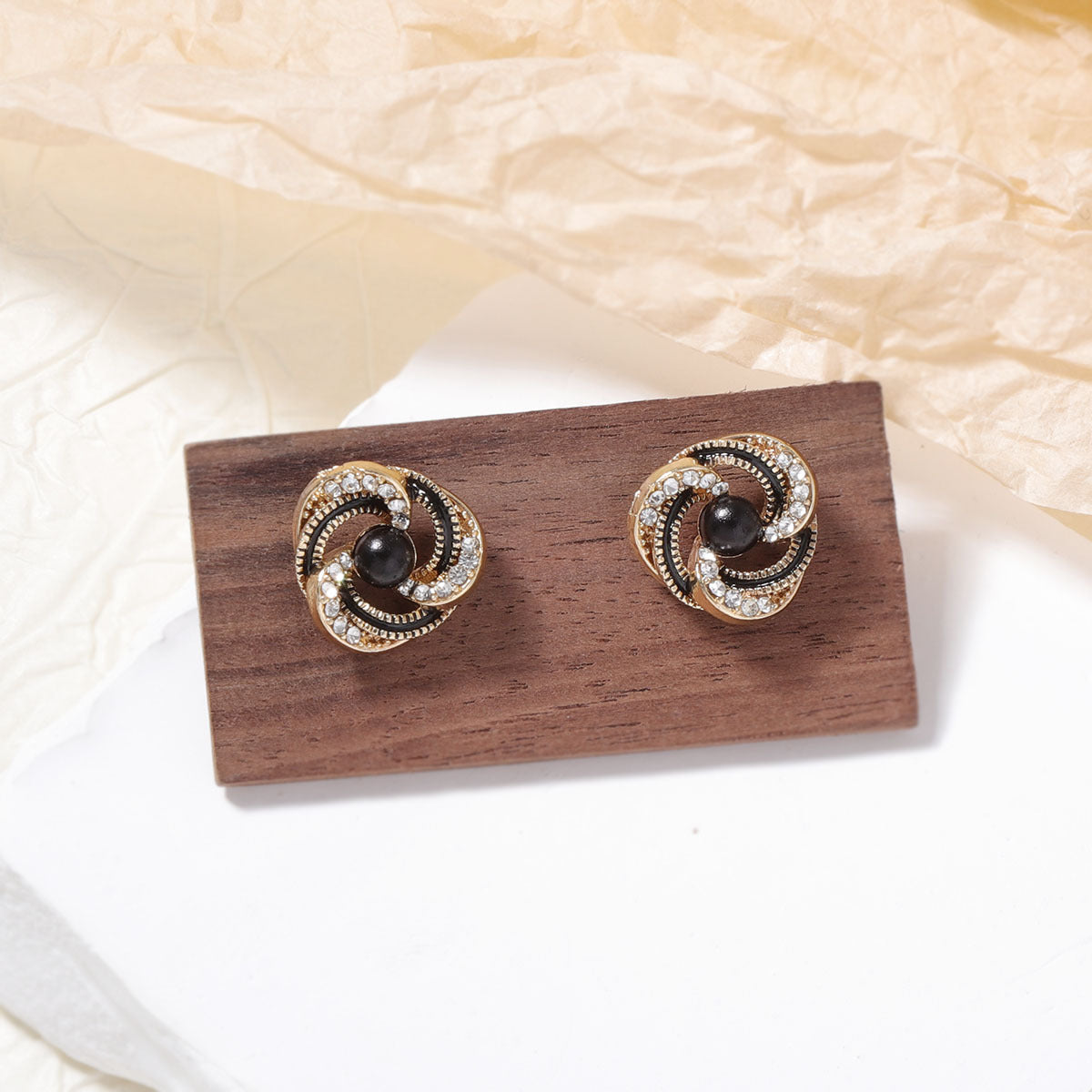 Piękny Perłowy Kolczyk w unikalnym stylu