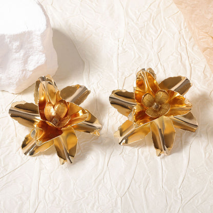 Oszałamiający Kolczyk na co dzień