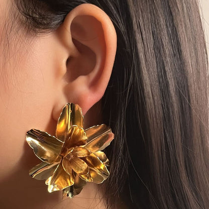 Oszałamiający Kolczyk na co dzień