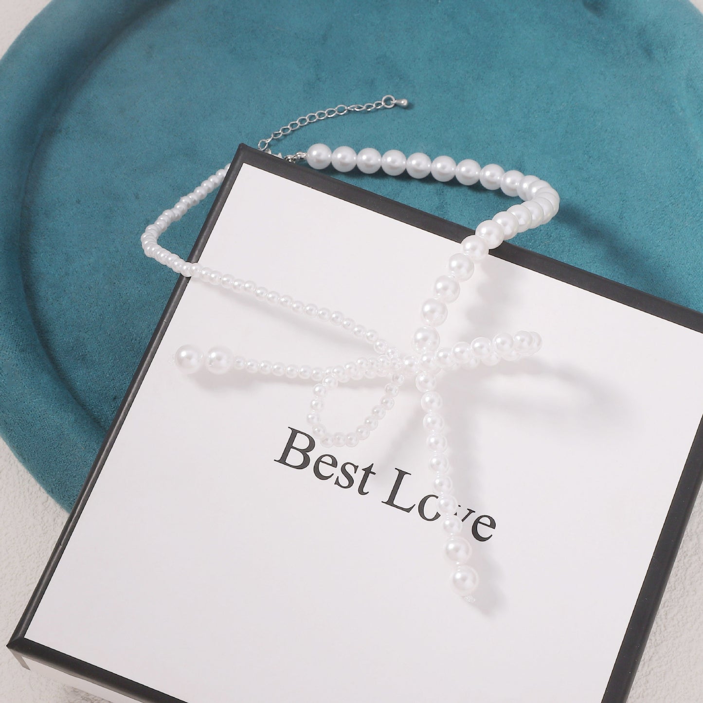 Elegancki Perłowy Naszyjnik na każdą okazję