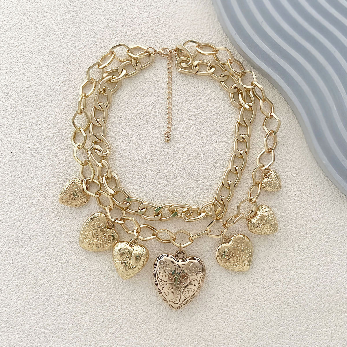 Klasyczny Naszyjnik z ponadczasowym urokiem