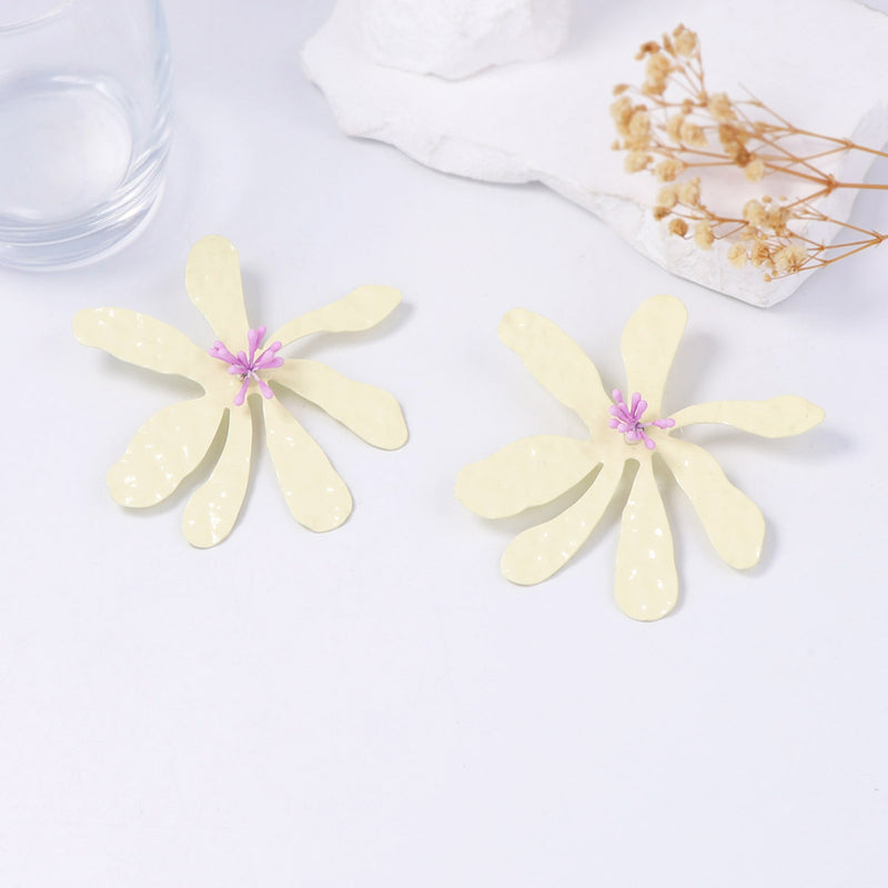 Klasyczny Kolczyk z ponadczasowym urokiem